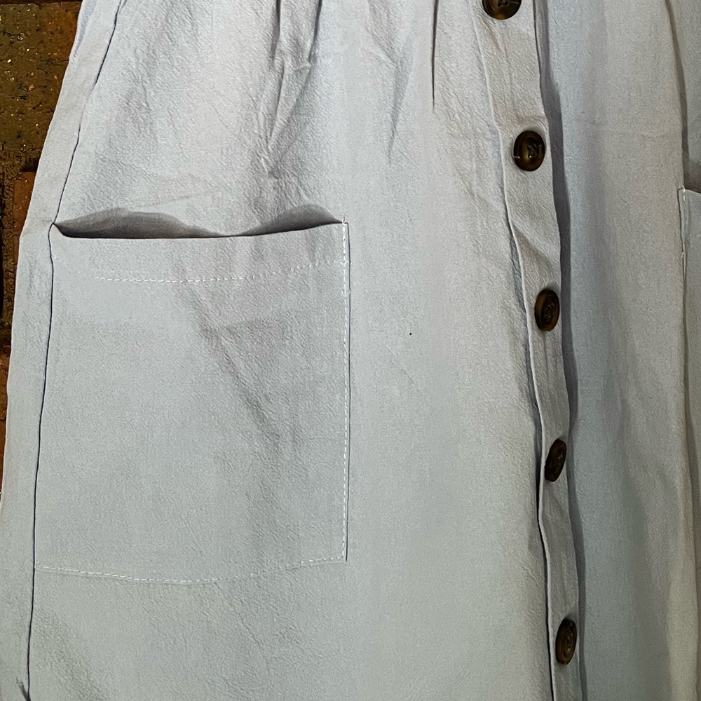 NWOT. Blue cotton summer midi dress. Not worn. Two pockets. Spaghetti straps - Picture 7 of 11